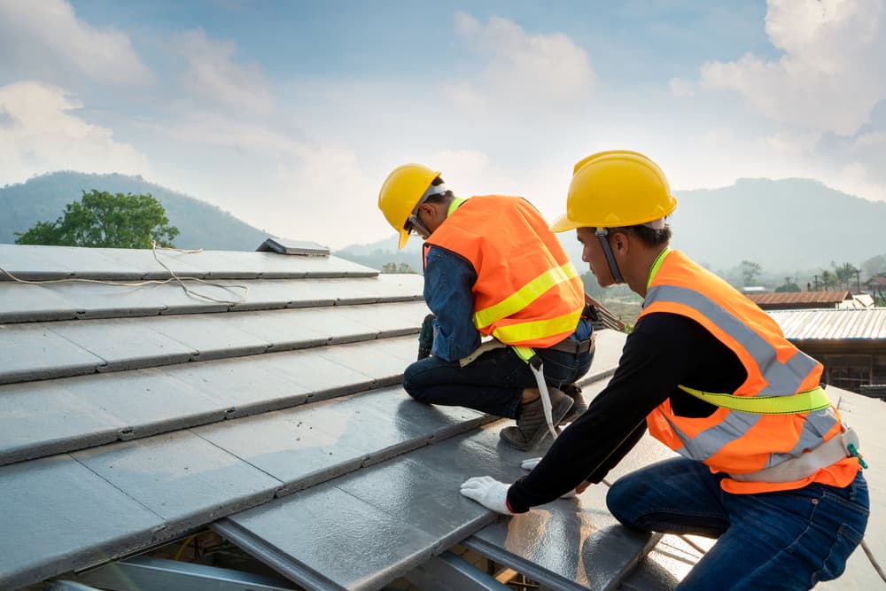 roof repair in Monument Hills CA